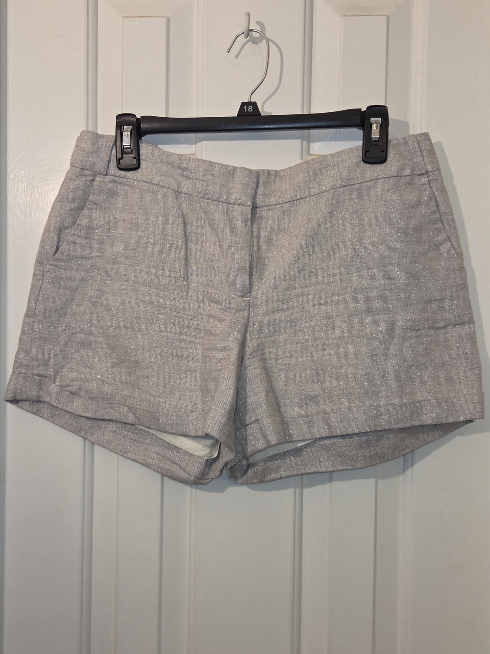 LOFT Women's Shimmer Silver Cream Metallic Linen-Blend Dress Shorts.  Size 6 - Picture 5 of 13